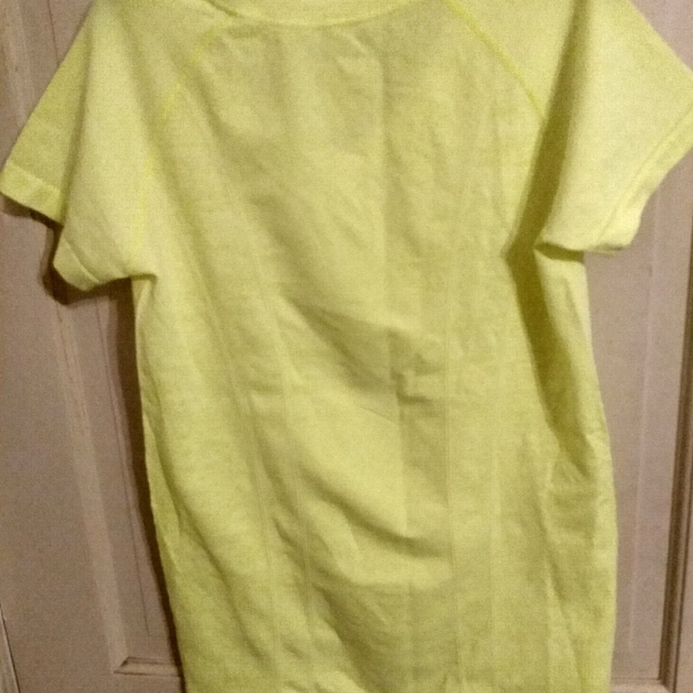 Top - Picture 2 of 3